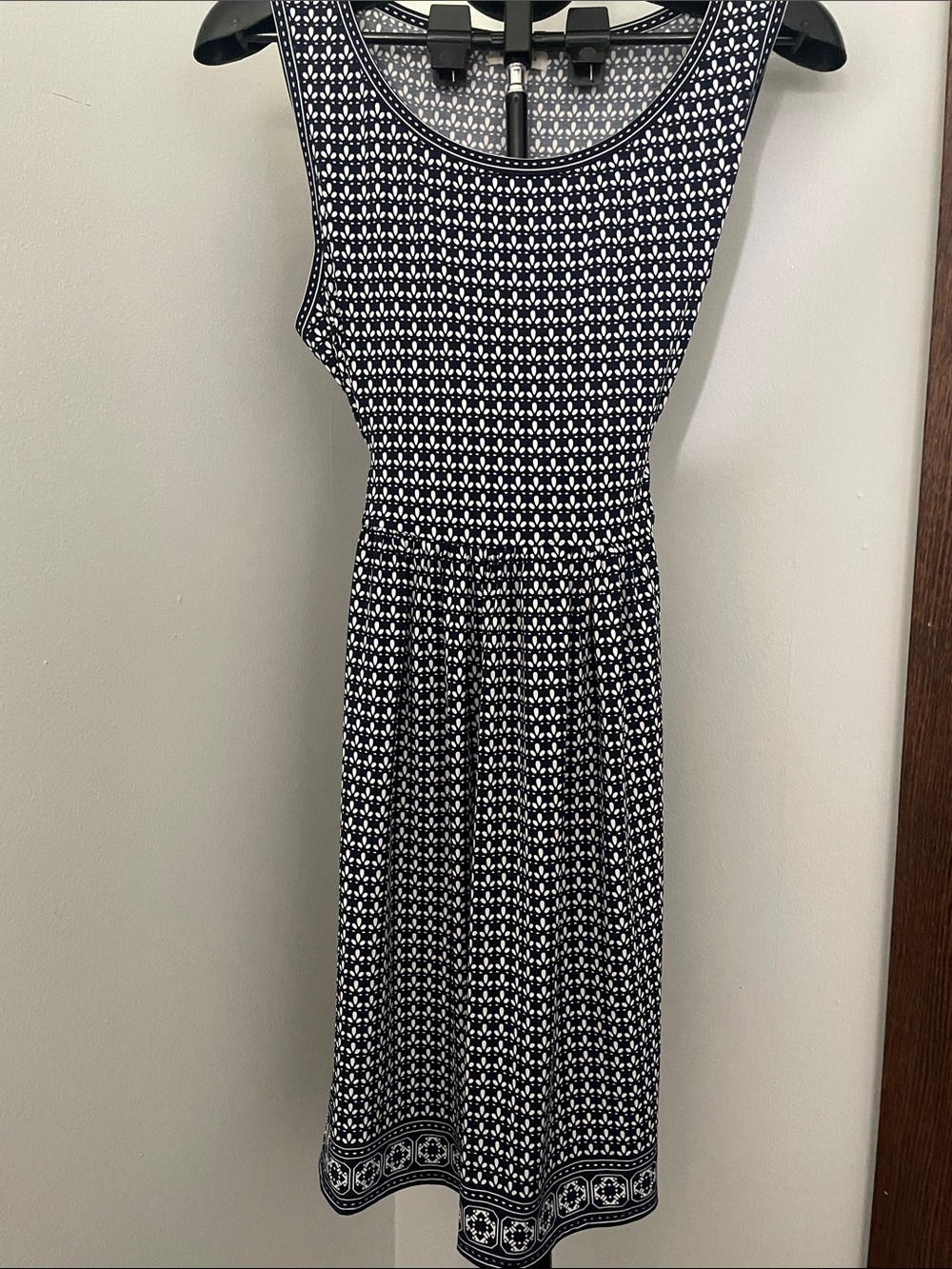 Max Studio Navy and White Sleeveless Midi Dress